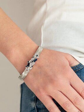 Paparazzi Jewelry Accessories - A Chic Clique - Blue Bracelet - Vintage